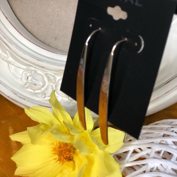 NWT/Beautiful Accent Stick Drop Earrings by Metal - Picture 4 of 7